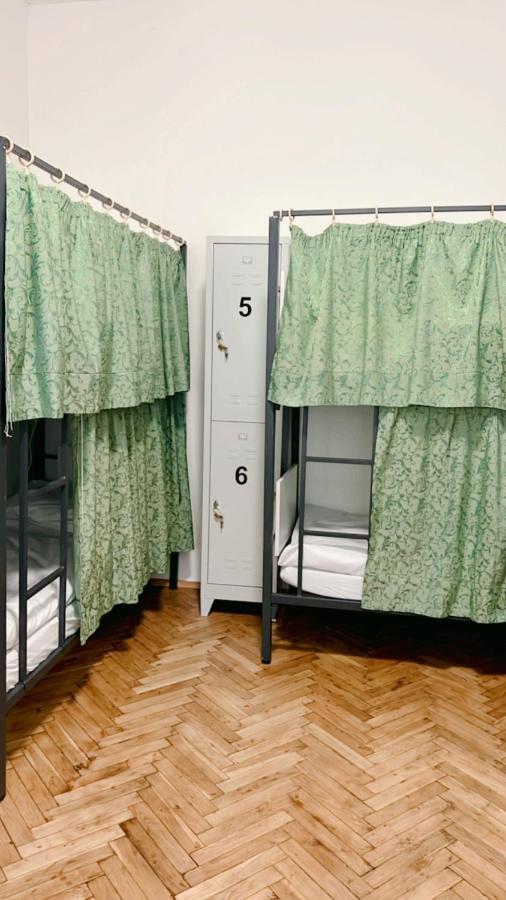 Hostel Do-Re-Mi ปราก ภายนอก รูปภาพ