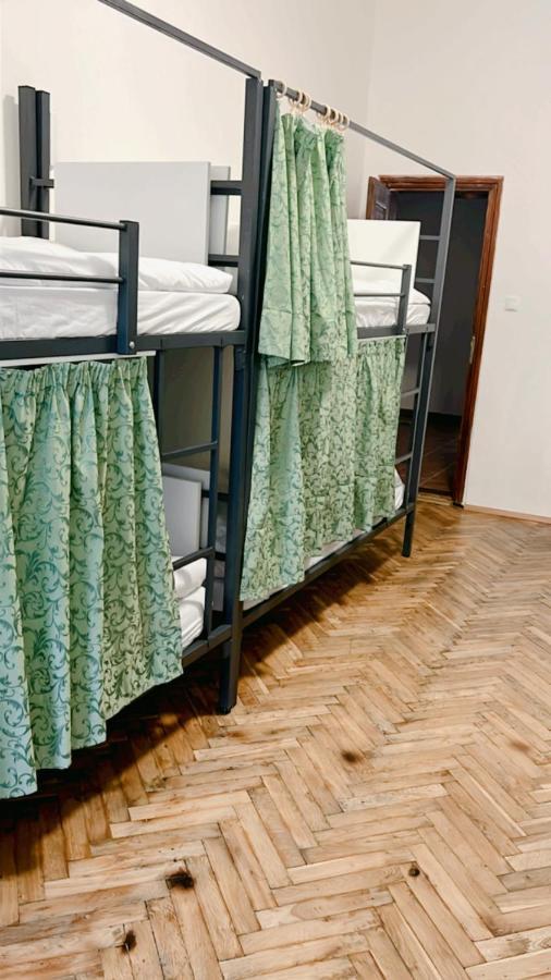 Hostel Do-Re-Mi ปราก ภายนอก รูปภาพ