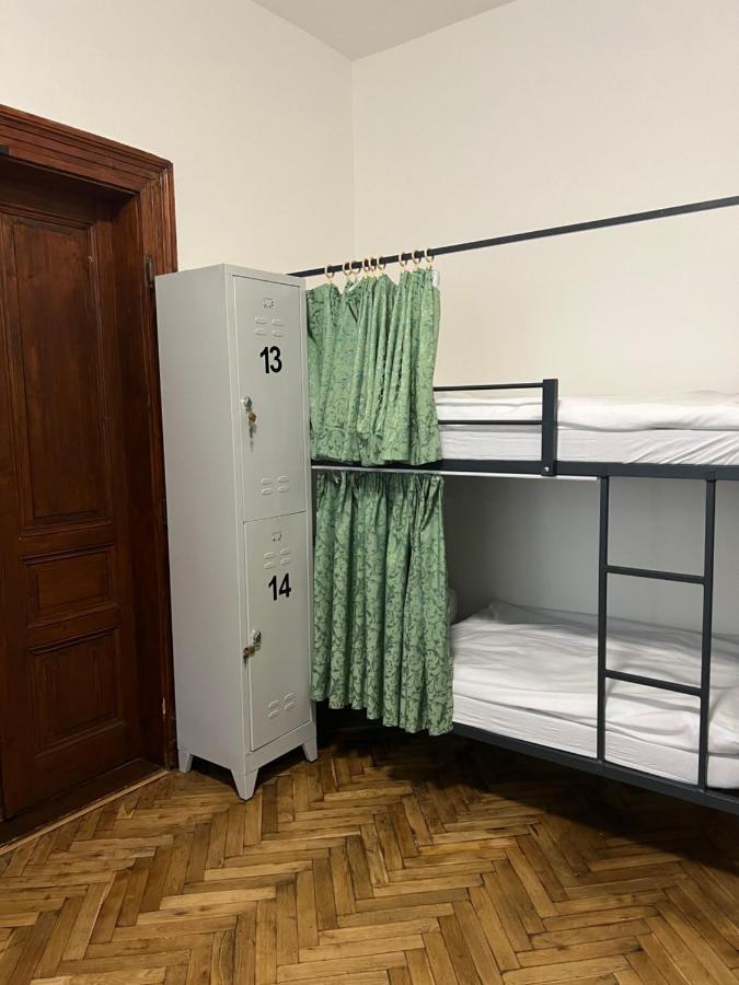 Hostel Do-Re-Mi ปราก ภายนอก รูปภาพ